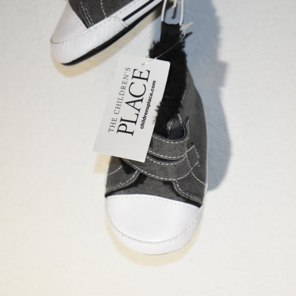 NWT | Velcro Sneakers | 3-6 - Picture 2 of 5